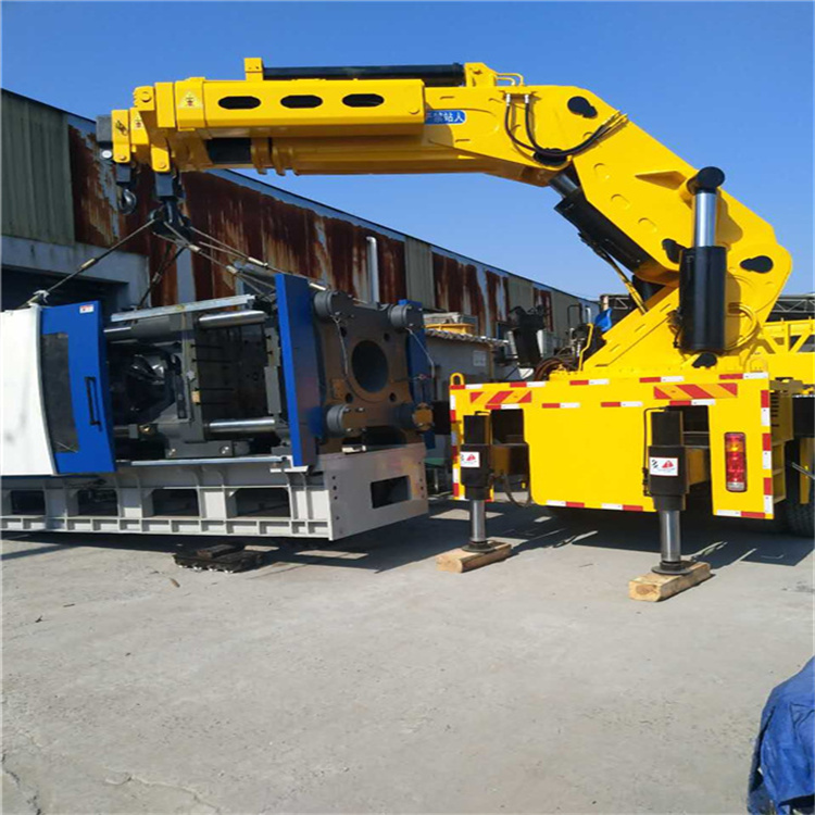 石台县 大吨位折臂吊出租费用解析：一小时租赁多少钱