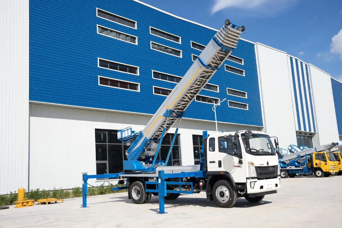 石台县小型云梯车上料车租赁多少钱