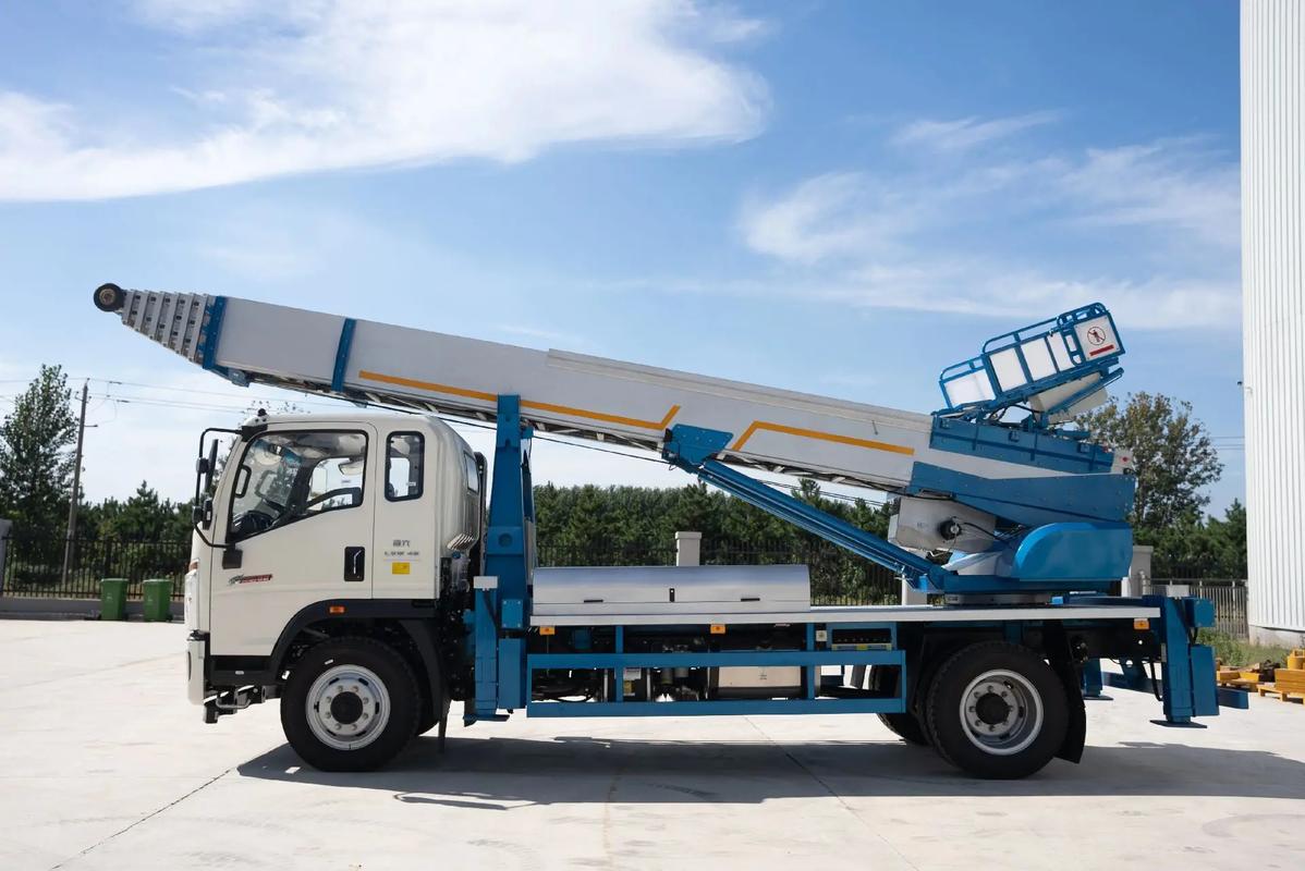 石台县云梯上料车租赁费用